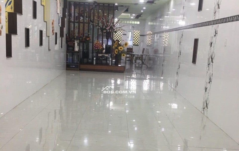 Bán nhà 1 trệt 1 lầu 150m² hướng Bắc, ô tô tới nhà, giá chỉ 3.2 tỷ